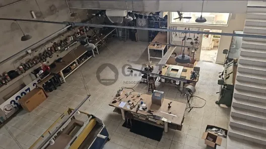 Prédio Comercial à venda, 400m² no Jardim Prestes de Barros, Sorocaba