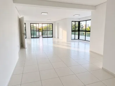 Apartamento com 4 Quartos para alugar, 208m² no Santo Amaro, Recife