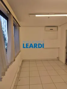 Sala Comercial à venda, 28m² no Perdizes, São Paulo