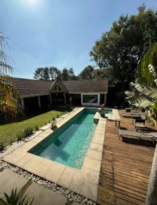 Sobrado com 4 Quartos para alugar, 1000m² no Recanto Verde, Carapicuíba