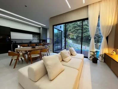 Casa com 3 Quartos à venda, 235m² no Pedra Branca, Palhoça