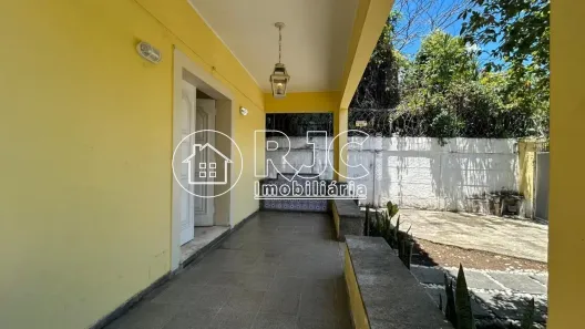 Casa com 8 Quartos à venda, 451m² no Vila Isabel, Rio de Janeiro