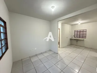 Apartamento com 2 Quartos para alugar, 60m² no Lagoinha, Uberlândia