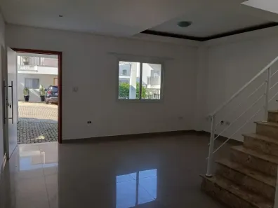 Casa de Condomínio com 3 Quartos à venda, 120m² no Vila Areao, Taubaté
