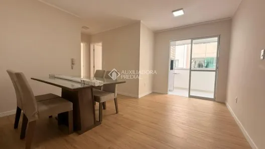Apartamento com 2 Quartos à venda, 58m² no Balneário, Florianópolis