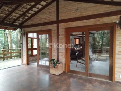 Casa de Condomínio com 3 Quartos à venda, 1200m² no Caraguatá, Mairiporã