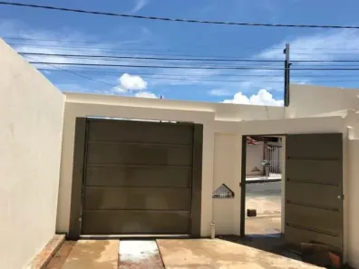 Casa com 2 Quartos à venda, 72m² no Residencial Gramado, Uberlândia