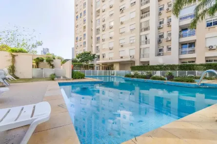 Apartamento com 3 Quartos à venda, 75m² no Passo da Areia, Porto Alegre