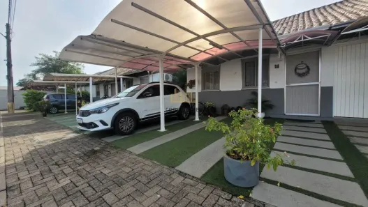 Casa de Condomínio com 2 Quartos à venda, 70m² no São Luis, Canoas