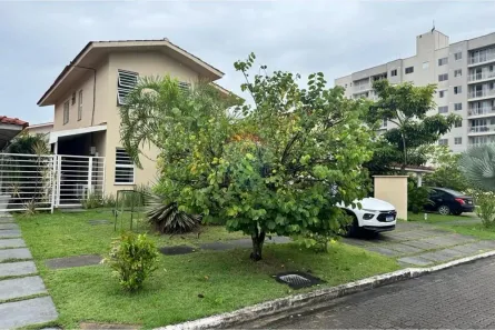 Casa de Condomínio com 3 Quartos à venda, 206m² no Novo Aleixo, Manaus