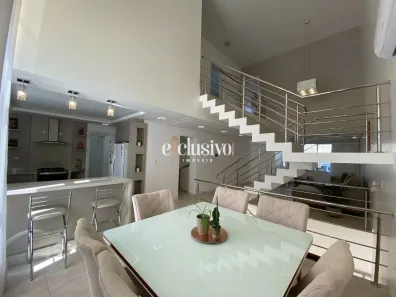 Casa com 3 Quartos à venda, 317m² no Coqueiros, Florianópolis