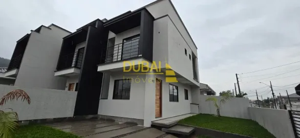 Sobrado com 2 Quartos à venda, 90m² no Forquilhas, São José