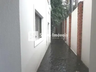 Sobrado com 4 Quartos à venda, 353m² no Vigilato Pereira, Uberlândia