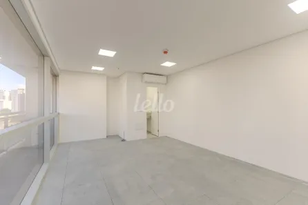 Sala Comercial para alugar, 608m² no Vila Cruzeiro, São Paulo