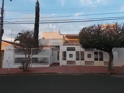 Casa com 4 Quartos à venda, 450m² no Vila Harmonia, Araraquara