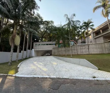 Casa de Condomínio com 3 Quartos para alugar, 300m² no Arujázinho I, II e III, Arujá