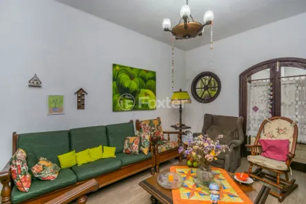 Casa com 3 Quartos à venda, 120m² no Azenha, Porto Alegre