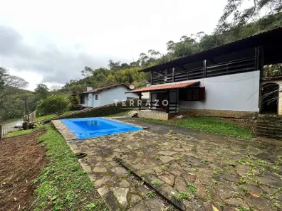 Casa com 3 Quartos para alugar, 126m² no Quinta da Barra, Teresópolis