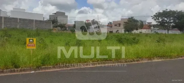 Lote/Terreno com 1 Quarto à venda, 250m² no Jardim Holanda, Uberlândia