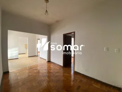 Casa com 4 Quartos para alugar, 90m² no Centro, Divinópolis