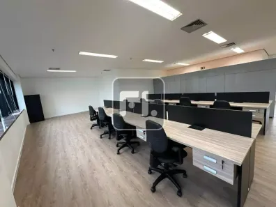 Sala Comercial à venda, 214m² no Cidade Monções, São Paulo