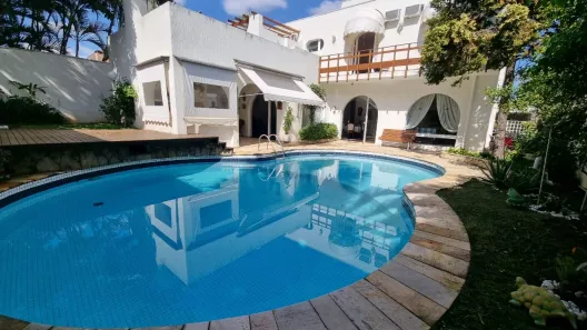 Casa de Condomínio com 4 Quartos à venda, 370m² no Alphaville Residencial Dois, Barueri