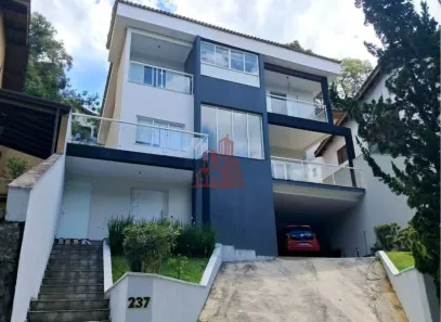Casa de Condomínio com 3 Quartos para venda ou aluguel, 378m² no Transurb, Itapevi