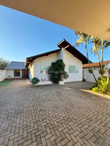 Apartamento com 3 Quartos à venda, 190m² no Passagem, Tubarão