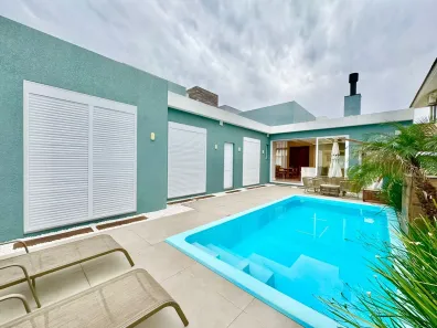 Casa com 3 Quartos à venda, 150m² no Zona Nova, Capão da Canoa