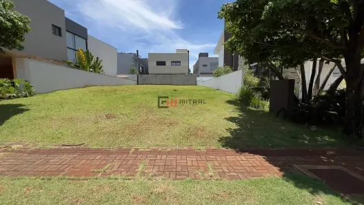 Lote/Terreno à venda, 10m² no Vivendas do Arvoredo, Londrina