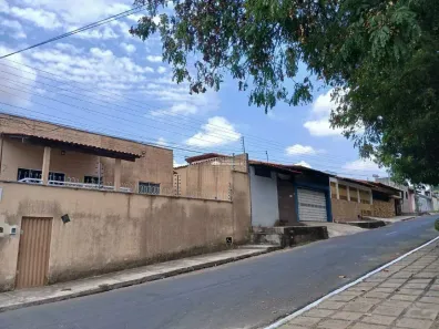 Casa com 3 Quartos à venda, 105m² no Saci, Teresina