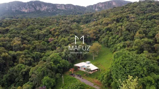 Fazenda/Sítio com 3 Quartos à venda, 5m² no Bichinho, Prados