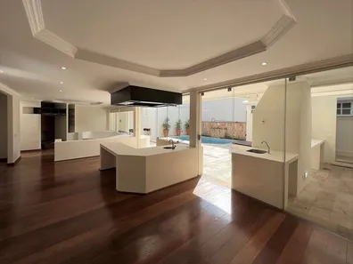 Casa de Condomínio com 4 Quartos à venda, 345m² no São Paulo II, Cotia