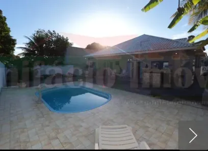 Casa com 4 Quartos à venda, 240m² no Pontinha, Araruama