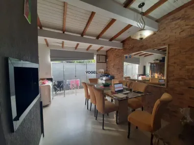 Casa de Condomínio com 2 Quartos à venda, 80m² no Fátima, Canoas