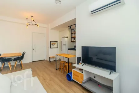 Apartamento com 2 Quartos à venda, 55m² no Cidade Baixa, Porto Alegre
