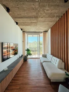 Casa com 3 Quartos à venda, 320m² no Chácara das Pedras, Porto Alegre