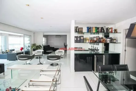 Apartamento com 3 Quartos à venda, 206m² no Vila Romana, São Paulo