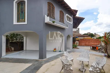 Casa com 4 Quartos para alugar, 240m² no Salgado Filho, Belo Horizonte