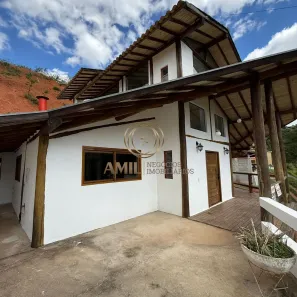 Casa de Condomínio com 3 Quartos à venda, 240m² no Freitas, São José dos Campos