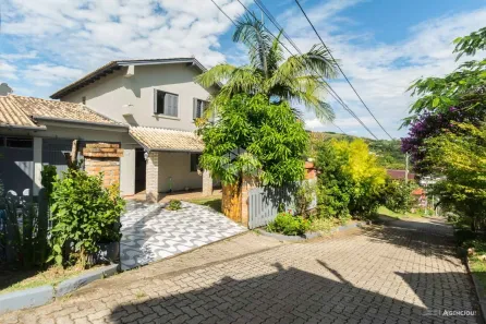 Casa de Condomínio com 3 Quartos à venda, 180m² no Vila Nova, Porto Alegre
