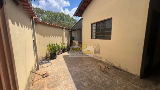 Casa com 3 Quartos à venda, 126m² no Tita Rezende, Uberaba