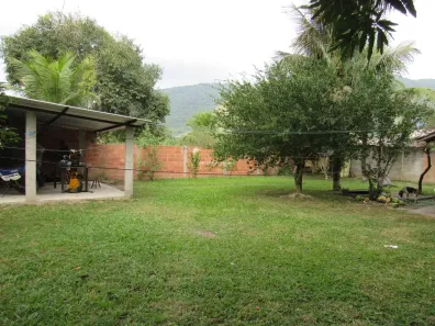 Casa com 4 Quartos à venda, 120m² no Papucaia, Cachoeiras de Macacu
