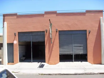 Sala Comercial com 3 Quartos à venda, 250m² no Parque São Judas Tadeu, Presidente Prudente