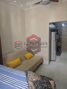 Kitnet à venda, 24m² no Catete, Rio de Janeiro