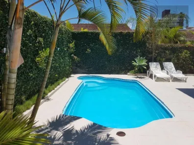 Sobrado com 3 Quartos à venda, 200m² no Guaratuba, Guaratuba