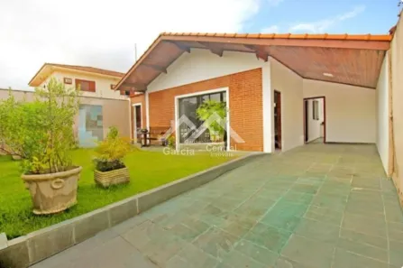 Casa com 3 Quartos à venda, 145m² no Balneário Stella Maris, Peruíbe