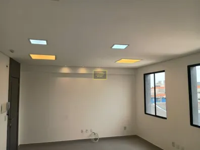 Imóvel Comercial para alugar, 28m² no Jardim Sílvia, Embu das Artes
