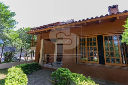 Casa com 4 Quartos à venda, 258m² no Jardim Itu, Porto Alegre
