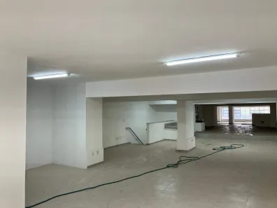 Ponto Comercial à venda, 400m² no Lourdes, Belo Horizonte